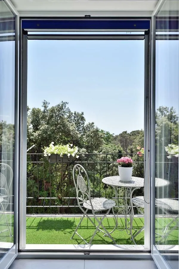 Insula House Bed & Breakfast Ercolano Italy